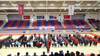 Okul Sporları Gençler Voleybol Grup Müsabakaları açılış seremonisi Karabükte yapıldı