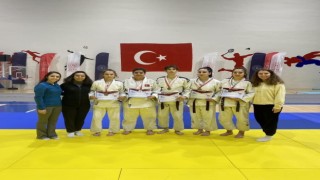 Okul sporlarında Salihli rüzgarı esti