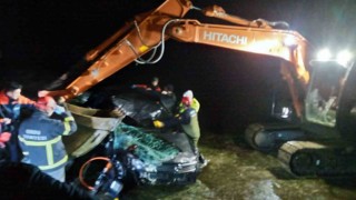 Orduda dereye uçan araçtaki çift hayatını kaybetti