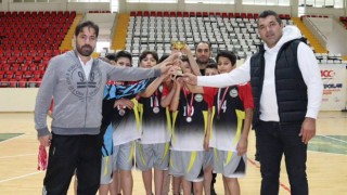 Osmaniye'de Hentbol İl Birinciliği Müsabakaları Tamamlandı