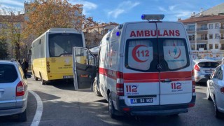 Otobüsün altında kalan kadın ağır yaralandı