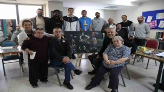 Özel bireyler, basketbolcularla doyasıya eğlendi