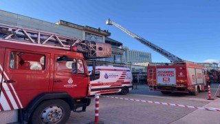 Pendikte AVMnin restoranında çıkan yangın söndürüldü