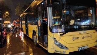 Pendikte İETT otobüsü araca çarptı: 1 yaralı