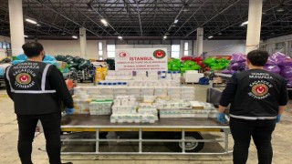 Pendikte kaçak ilaç ve uyuşturucu operasyonu