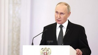 Putin, 2024'teki başkanlık seçimlerinde yeniden aday olacak