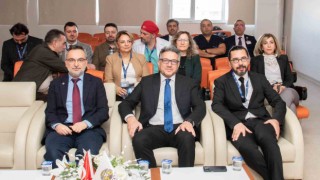 Rektör Aksoy, Tıp Fakültesi Hastanesi Yönetim Kurulu ve Danışma Kurulu ile bir araya geldi