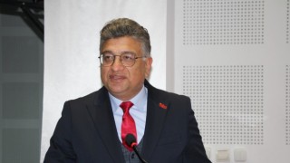 Rektör Süleyman Kızıltoprak: Türkçe yaşayan diller arasında en önemli dildir