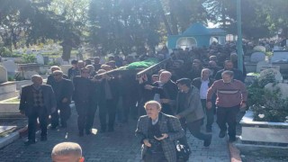 Seferoğlu Suphi sevenleri tarafından toprağa verildi