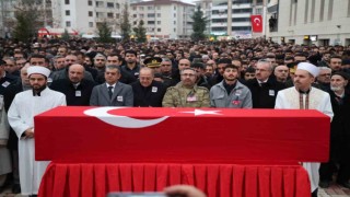 Şehit Aslan son yolculuğuna uğurlandı