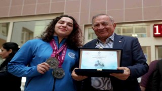 Seyhanlı sporcular başarıya doymuyor