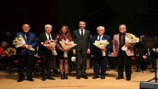 ‘Şiirden Şarkıya Denizli konseri kendine hayran bıraktırdı