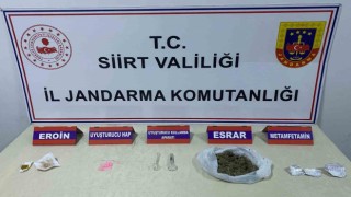 Siirtte yol kontrolü sırasında uyuşturucu bulundu: 3 gözaltı