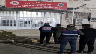 Silahlı terör örgütüne üye olma suçundan aranan 2 kişi jandarma ekipleri tarafından yakalandı