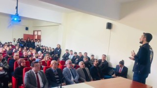Simav MYOda “Terör, Uyuşturucuyla Mücadele ve Siber Suçlar” başlıklı seminer