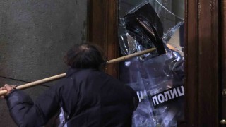 Sırbistanda seçimlerde hile iddiası ortalığı karıştırdı