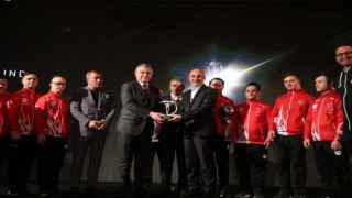 Sıtkı Ustaya Türk Sporuna katkı ödülü