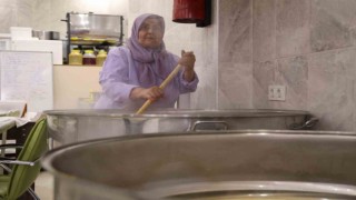 Sivaslı Kadınlar Kadınlar, karınca misali çalışıp yöresel ürünler üretiyor