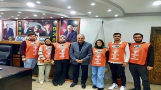Sokak hayvanları için bir araya geldi