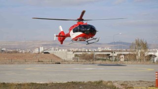 Solunum sıkıntısı çeken bebek ambulans helikopterle Kayseriye nakledildi