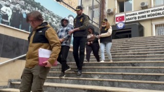 Sosyal medya fenomenlerine müstehcenlik operasyonu: 6 gözaltı