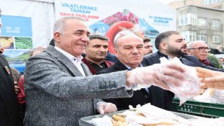 Sultangazide 3 ton hamsi dağıtıldı