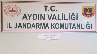 Şüpheli şahısların üzerinde uyuşturucu ele geçirildi