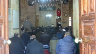 Tarihi camide Filistin için dua edildi