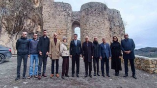 Tavlı: “Ünye Kalesi, yerli ve yabancı turistlerin ziyaret edeceği bir alan olacak”