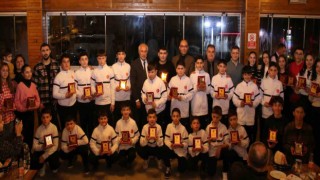Tavşanlıda şampiyon sporcular ödüllendirildi