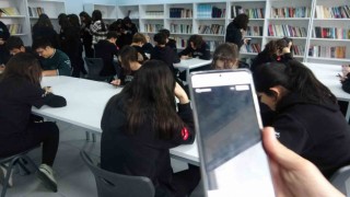 Teknolojiyi kullanarak hem öğreniyorlar, hem eğleniyorlar