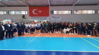 Tepebaşı İlçe Milli Eğitim Müdürlüğünden voleybol turnuvası