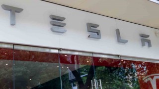 Tesla fabrikasında robotun mühendise saldırdığı ortaya çıktı