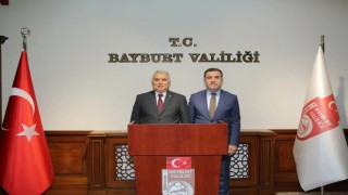 Trabzon Valisi Yıldırım Bayburt Valisi Eldivanla görüştü