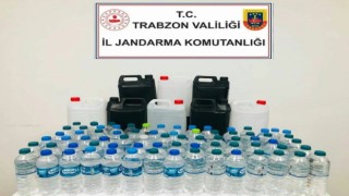 Trabzonda yılbaşı öncesi jandarmadan sahte alkollü içki operasyonu