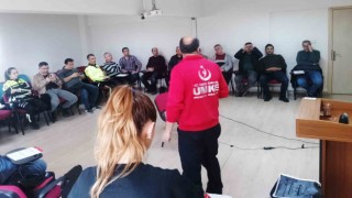 Trafikçilere ‘Temel ilk yardım kursu