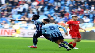 Trendyol Süper Lig: Adana Demirspor: 2 - Antalyaspor: 0 (İlk yarı)