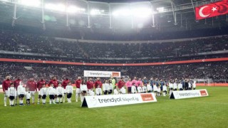 Trendyol Süper Lig: Beşiktaş: 0 - Fenerbahçe: 1 (Maç devam ediyor)