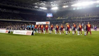 Trendyol Süper Lig: Fenerbahçe: 0 - Galatasaray: 0 (Maç devam ediyor)