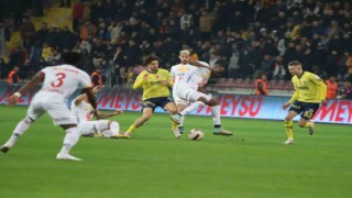Trendyol Süper Lig: Kayserispor: 3 - Fenerbahçe: 4 (Maç sonucu)