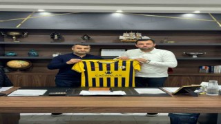 Turgutreisspor ana sponsoruyla imzaları attı