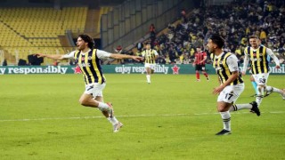 UEFA Avrupa Konferans Ligi: Fenerbahçe: 1 - Spartak Trnava: 0 (İlk yarı)