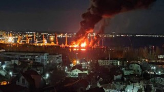 Rus çıkarma gemisi Ukrayna tarafından imha edildi