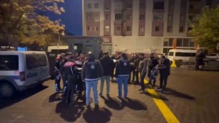 Ülkeye yasa dışı giriş yapan 27 şahıs yakalandı
