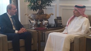 Ürdün Dışişleri Bakanı Safadi, Katar Başbakanı Al Thani ile görüştü