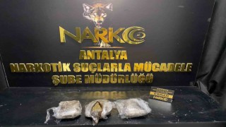 Uyuşturucu madde operasyonunda 4 kilogram esrar ele geçirildi