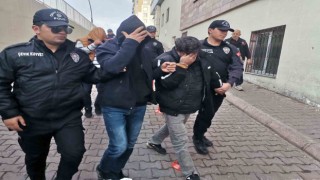 Uyuşturucu tacirleri adliyede