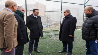 Vali amcaları çocukların isteklerini cevapsız bırakmadı