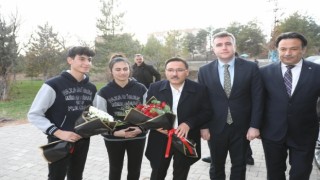 Vali Çiçekten Pınarbaşına ziyaret