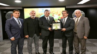 Vali Şahin: Çocuklarımıza tarımın itibarlı iş olduğunu anlatmalıyız